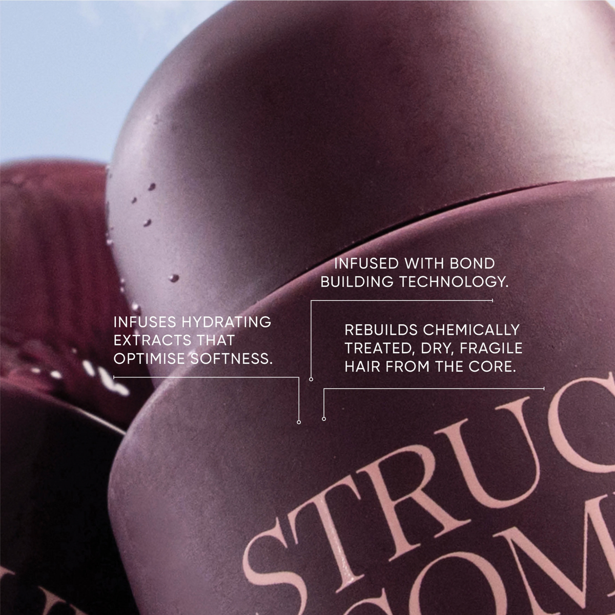 Nak Signature Structure Complex Trio to rebuild chemically treated, dry and fragile hair from the core