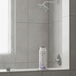 De Lorenzo Instant Illumin8 Shampoo to eliminate unwanted yellow-tones